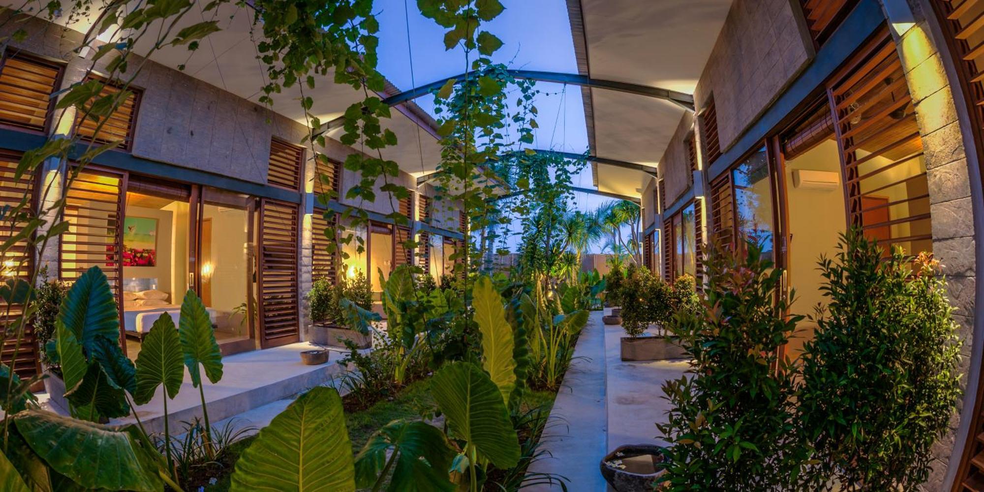 Hotel Komune And Beach Club Bali Keramas Exterior foto